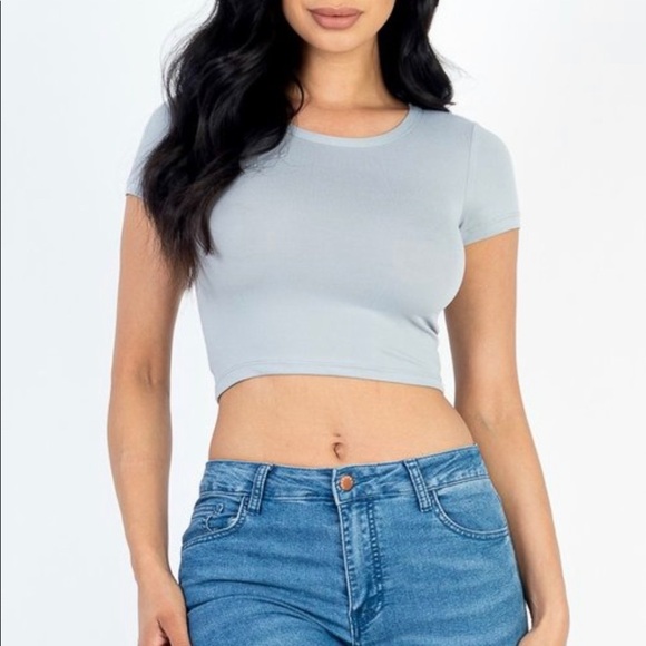BASIC ULTIMATE GRAY/GREY SHORT SLEEVE CROP TOP SHIRT - Picture 1 of 1